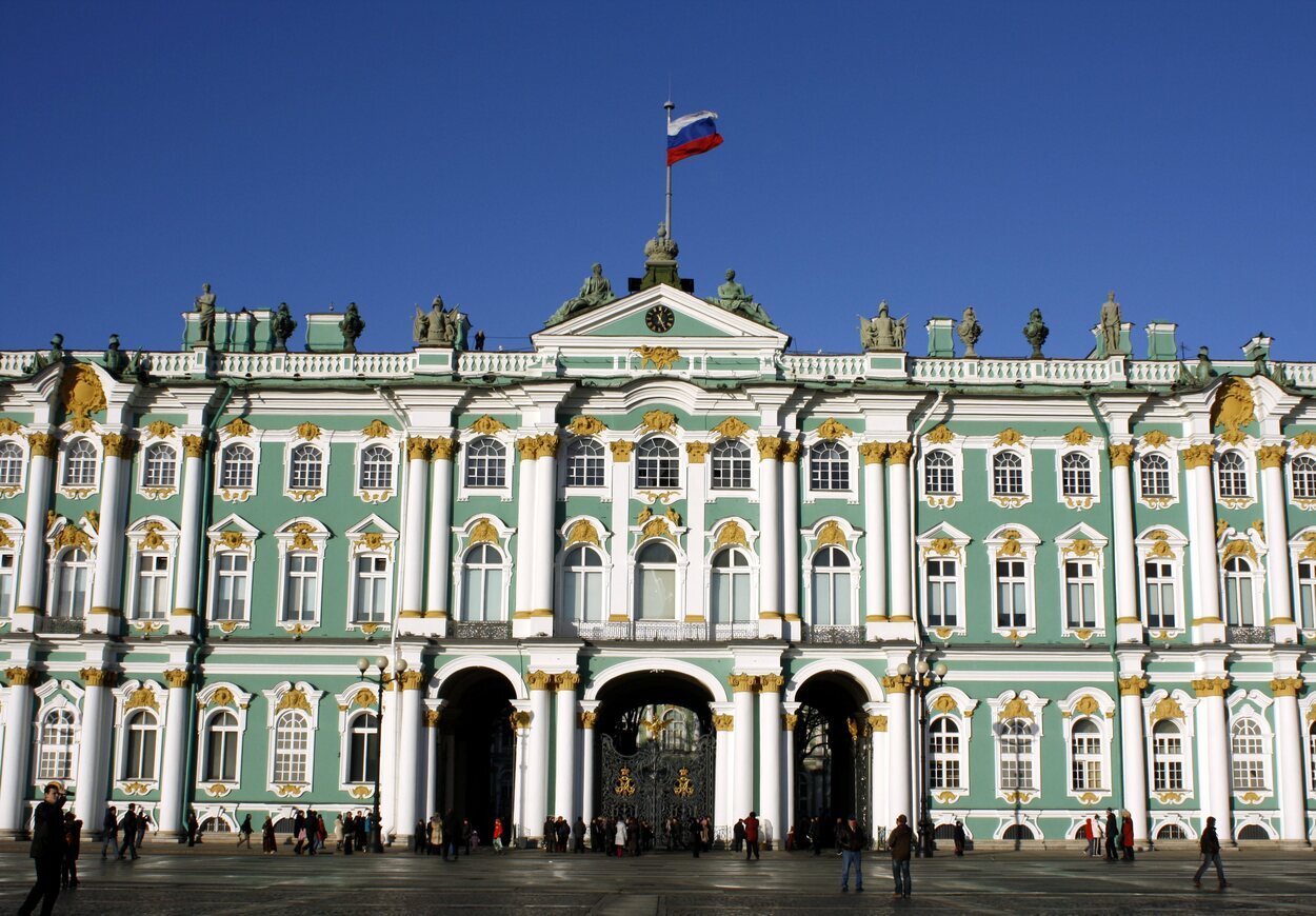 Fachada del Museo del Hermitage