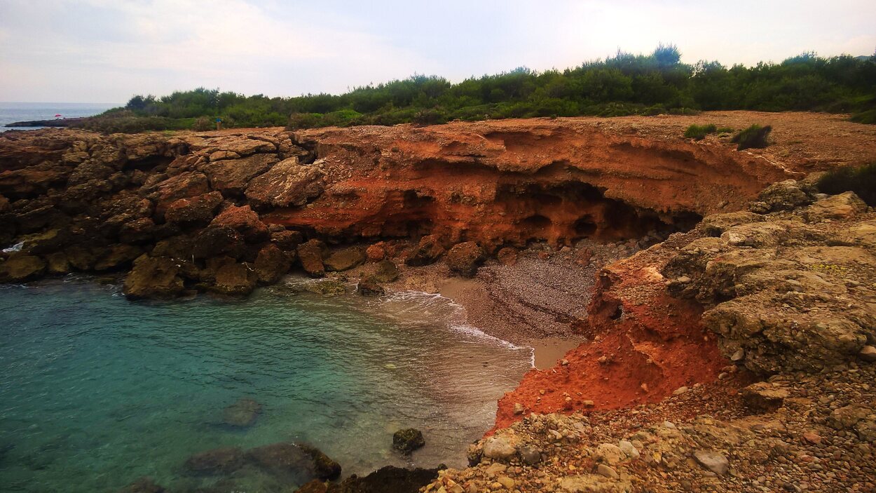 Playa Irta es uno de los lugares más pequeños de Peñíscola