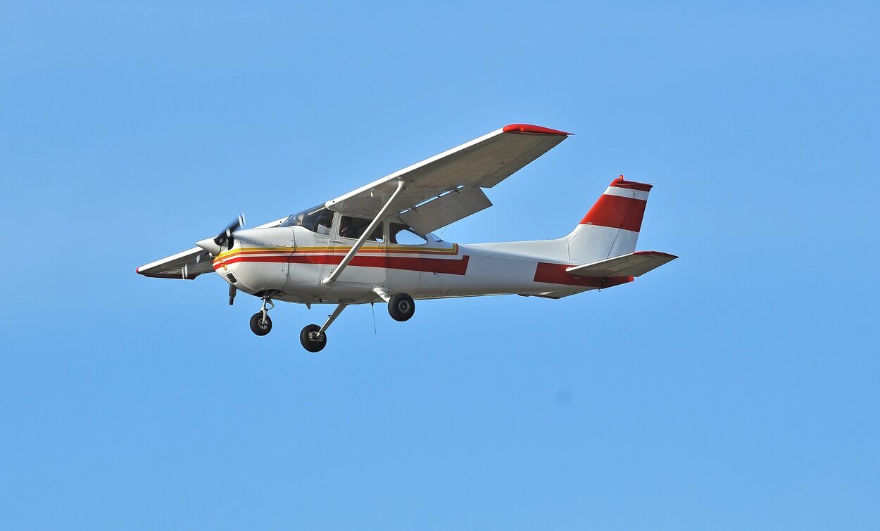 También se puede ir en avioneta aunque es mucho más costoso