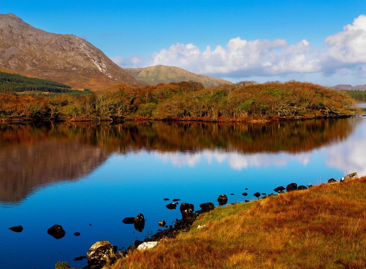 Connemara es un lugar imperdible en esta ruta otoñal