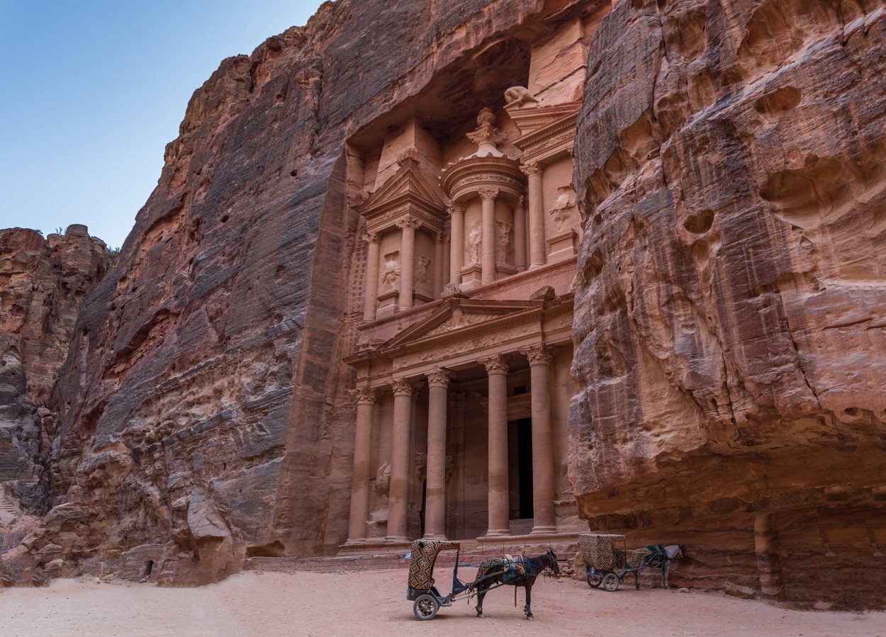 El Tesoro es el principal monumento de Petra