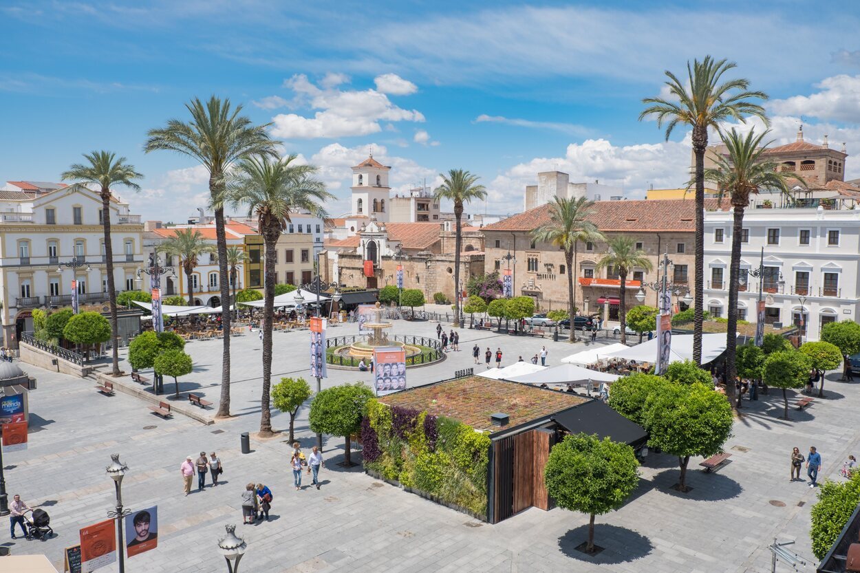 La plaza recibe este nombre desde los Reyes Católicos