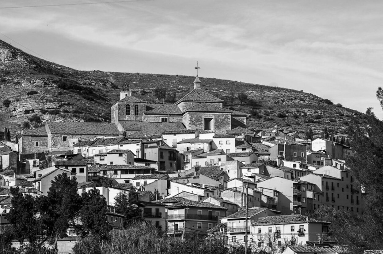 Foto antigua de la villa de Pastrana