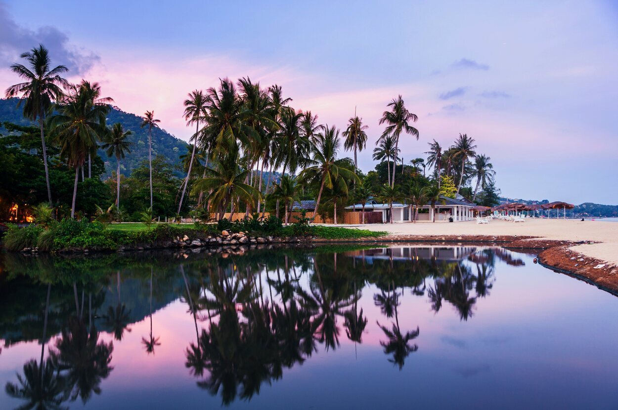 Atardecer desde un bungalow en la isla de Ko Samui