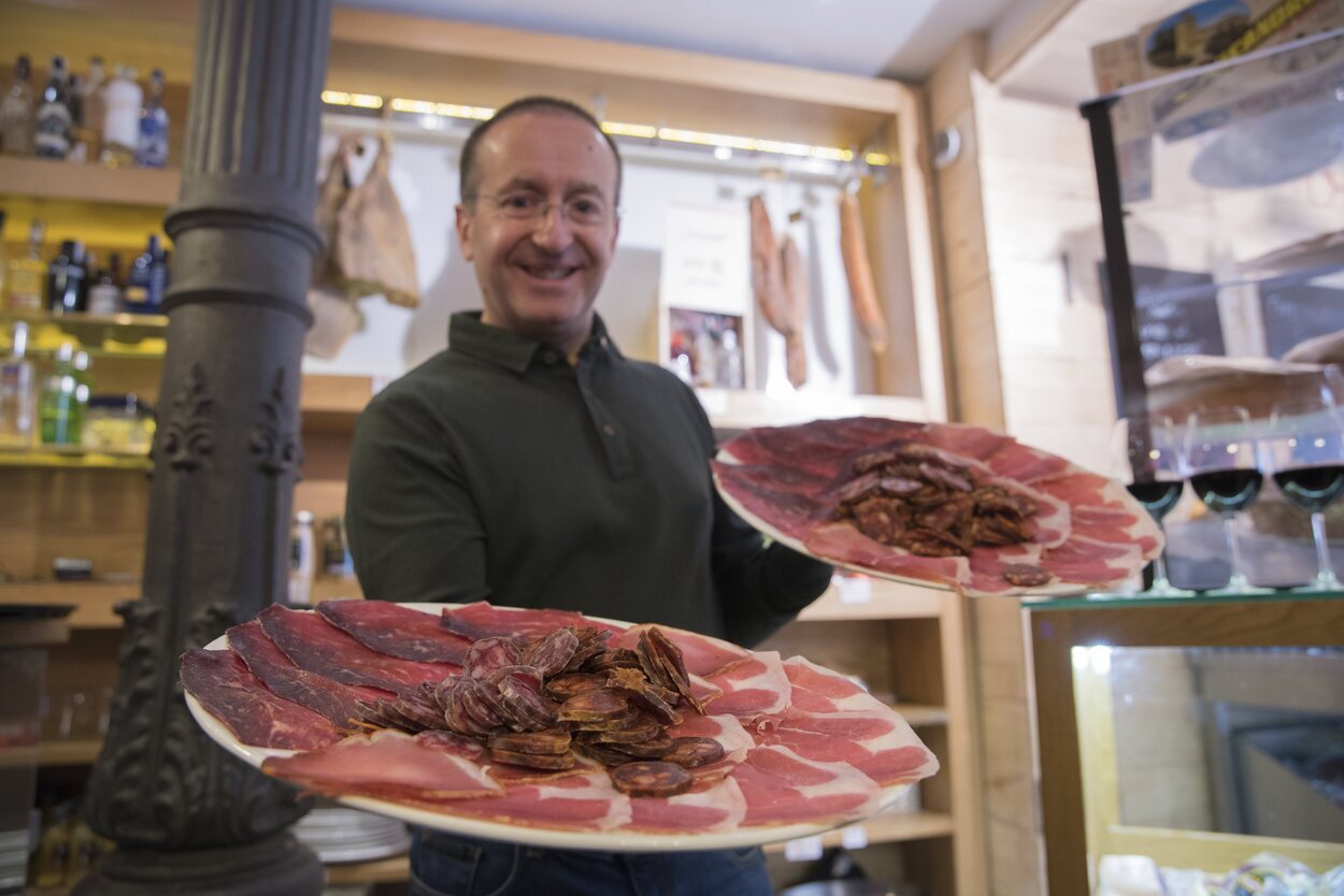 El embutido es una de las tapas más habituales en León | Foto: Miguel A. Muñoz Romero