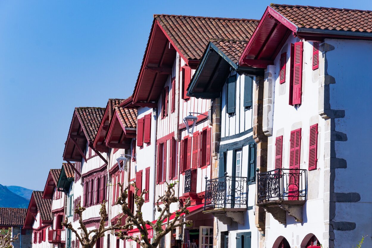 La calle principal de Ainhoa