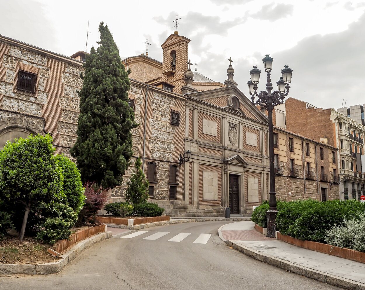 El Monasterio de las Descalzas Reales fue fundado en el siglo XVI por Juana de Austria