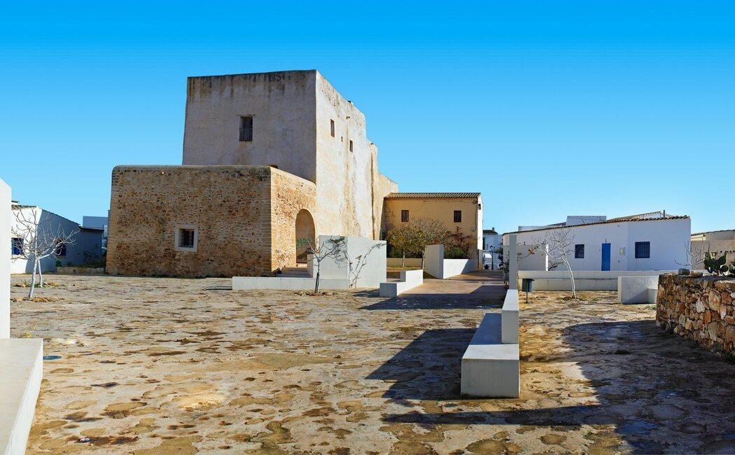 Senderos para descubrir Baleares: Paisajes y lugares de Mallorca, Menorca, Ibiza y Formentera