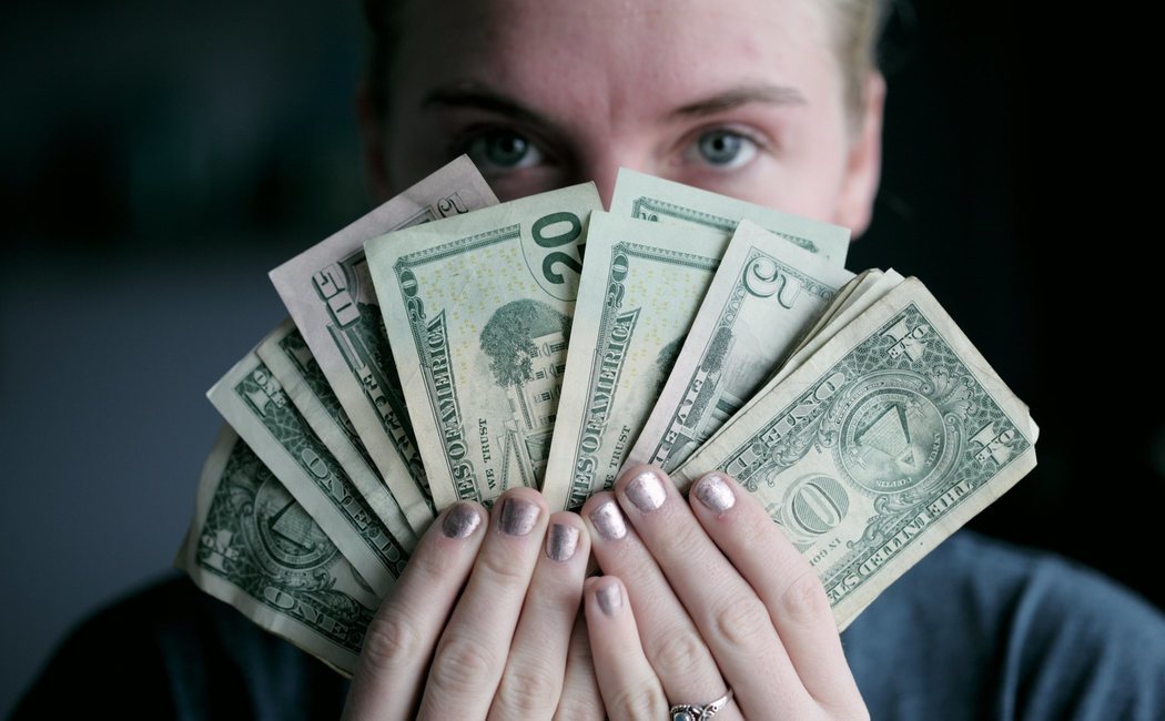 Consejos para cambiar dinero si viajas fuera de la Zona Euro