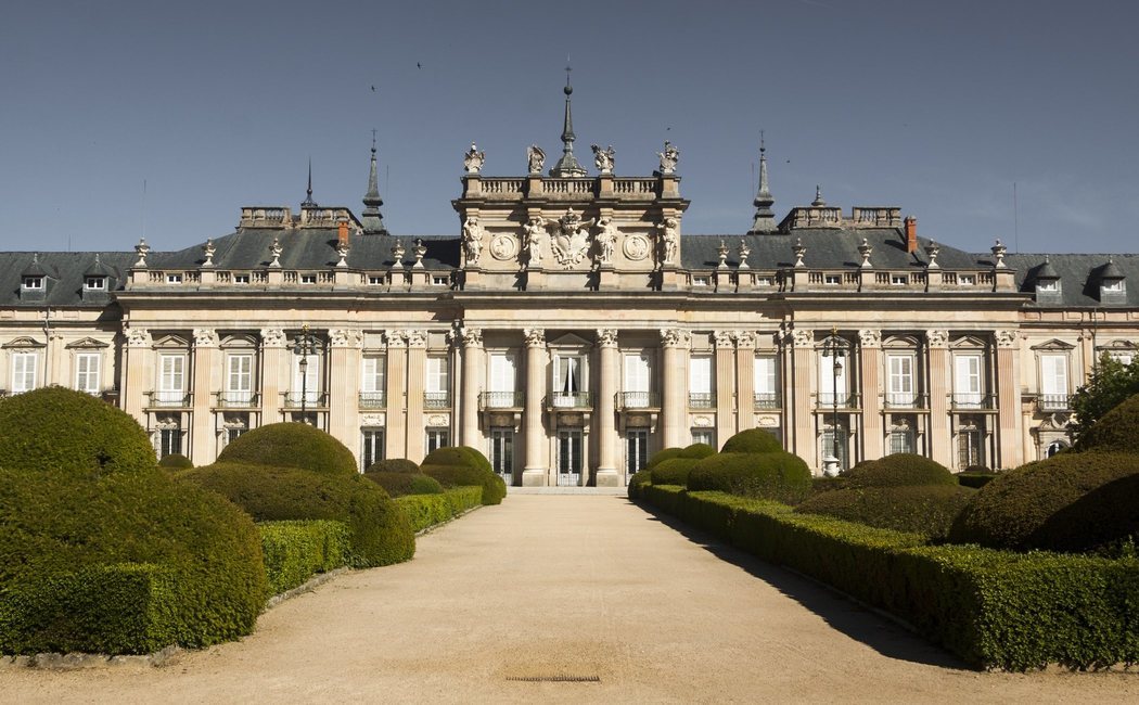 Descubre La Granja de San Ildefonso, un retiro de reyes en la Sierra de Guadarrama