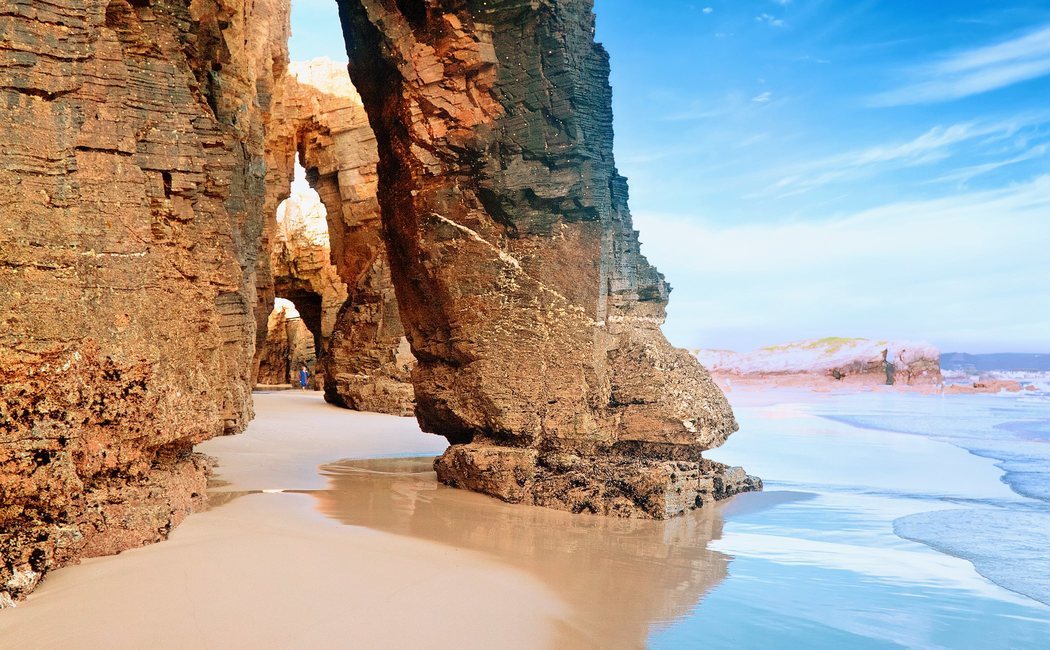Playa de las Catedrales: la magia del Cantábrico en Lugo