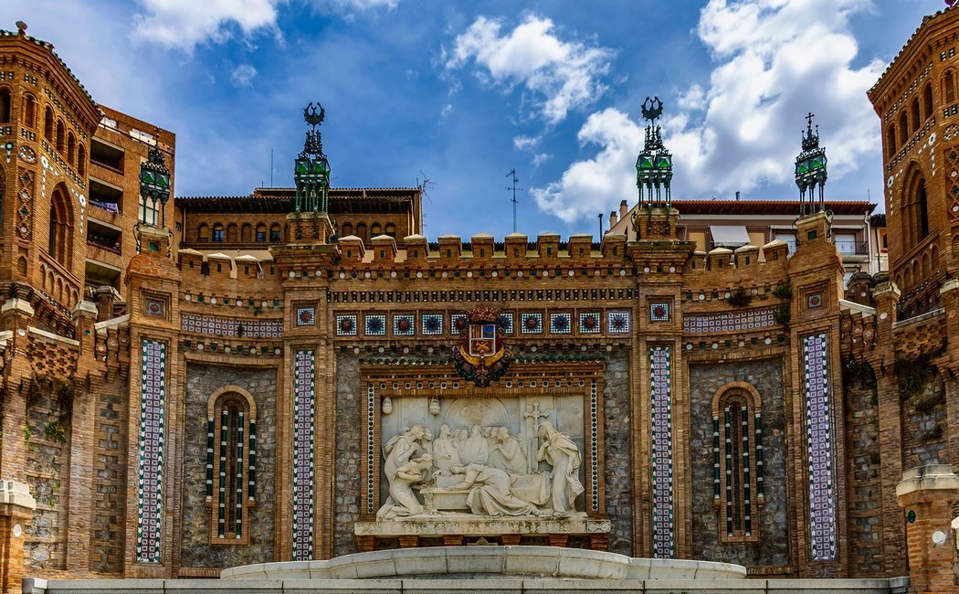 Qué ver en Teruel y su provincia: castillos, gastronomía, Albarracín y Dinópolis