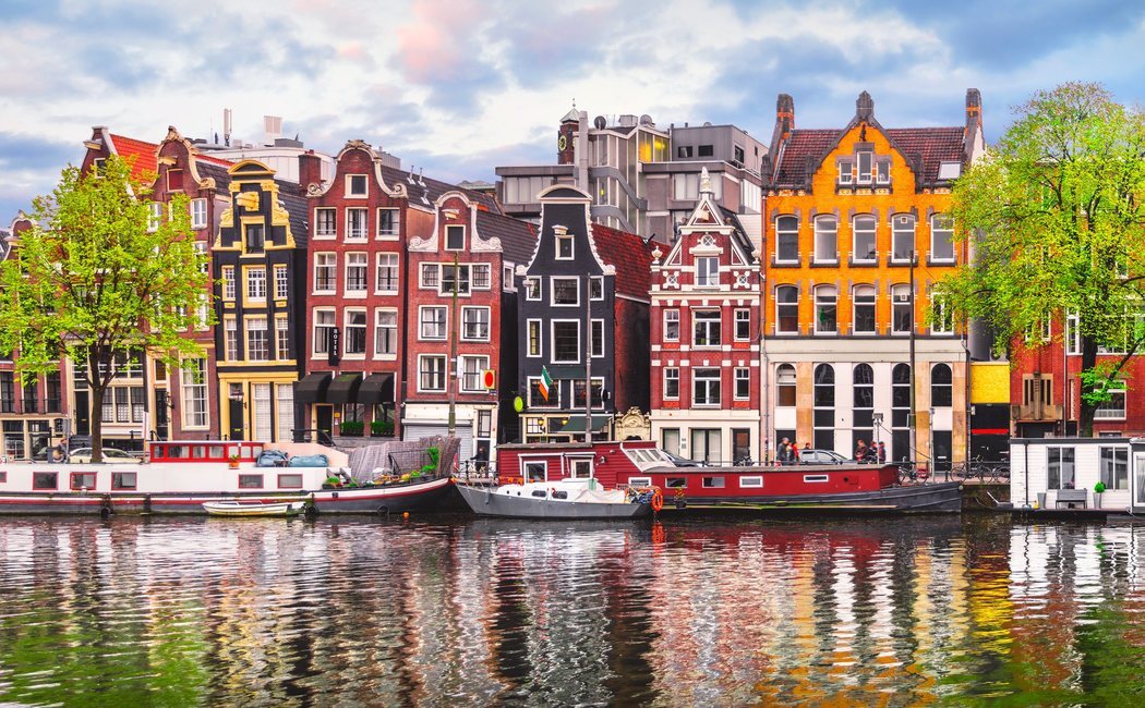Cómo llegar al centro de Ámsterdam desde el aeropuerto