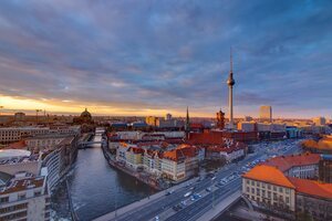 Vista área de Berlín con la Torre de Televisión de Alexanderplatz