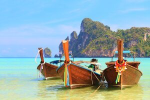 Long tail boats en Phuket
