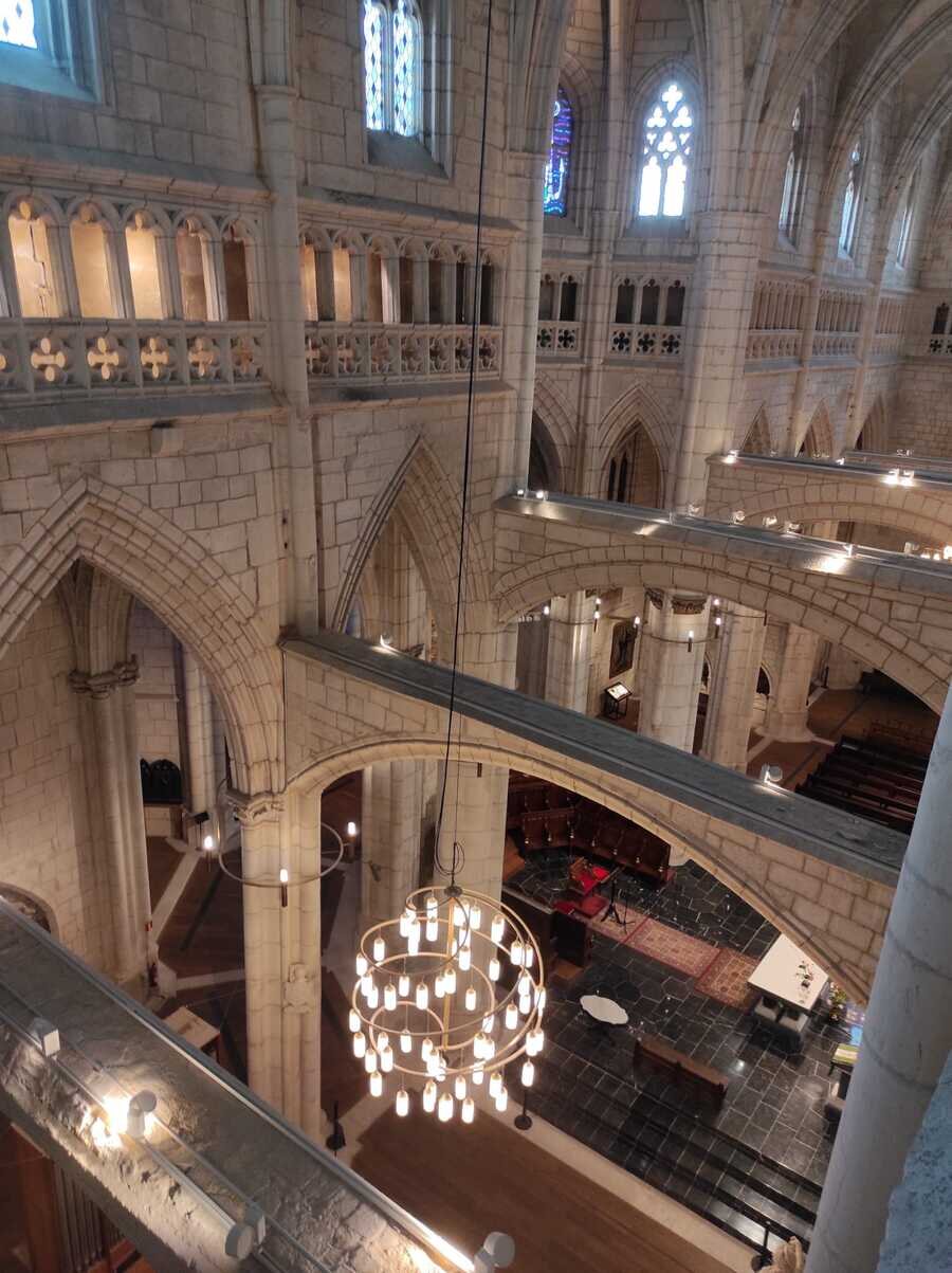 Parte superior de la Catedral de Santa María o Catedral Vieja de Vitoria